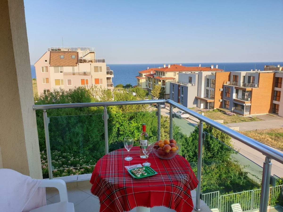 Apartament Black Sea Meadows Bjala Exteriör bild